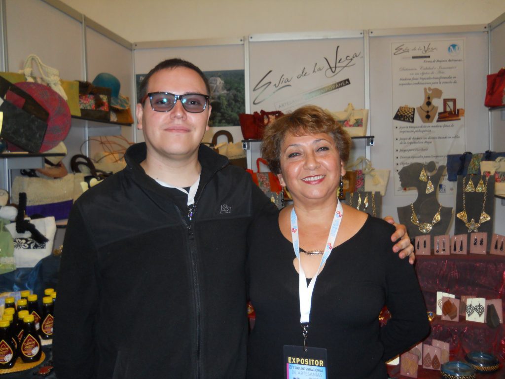 La Feria Internacional de Artesanías presento la 8a edición