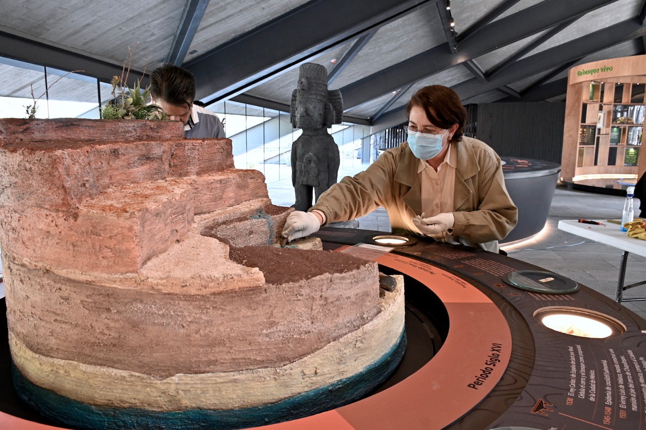 El Centro de Cultura Ambiental exhibe los últimos hallazgos arqueológicos en el Bosque de Chapultepec