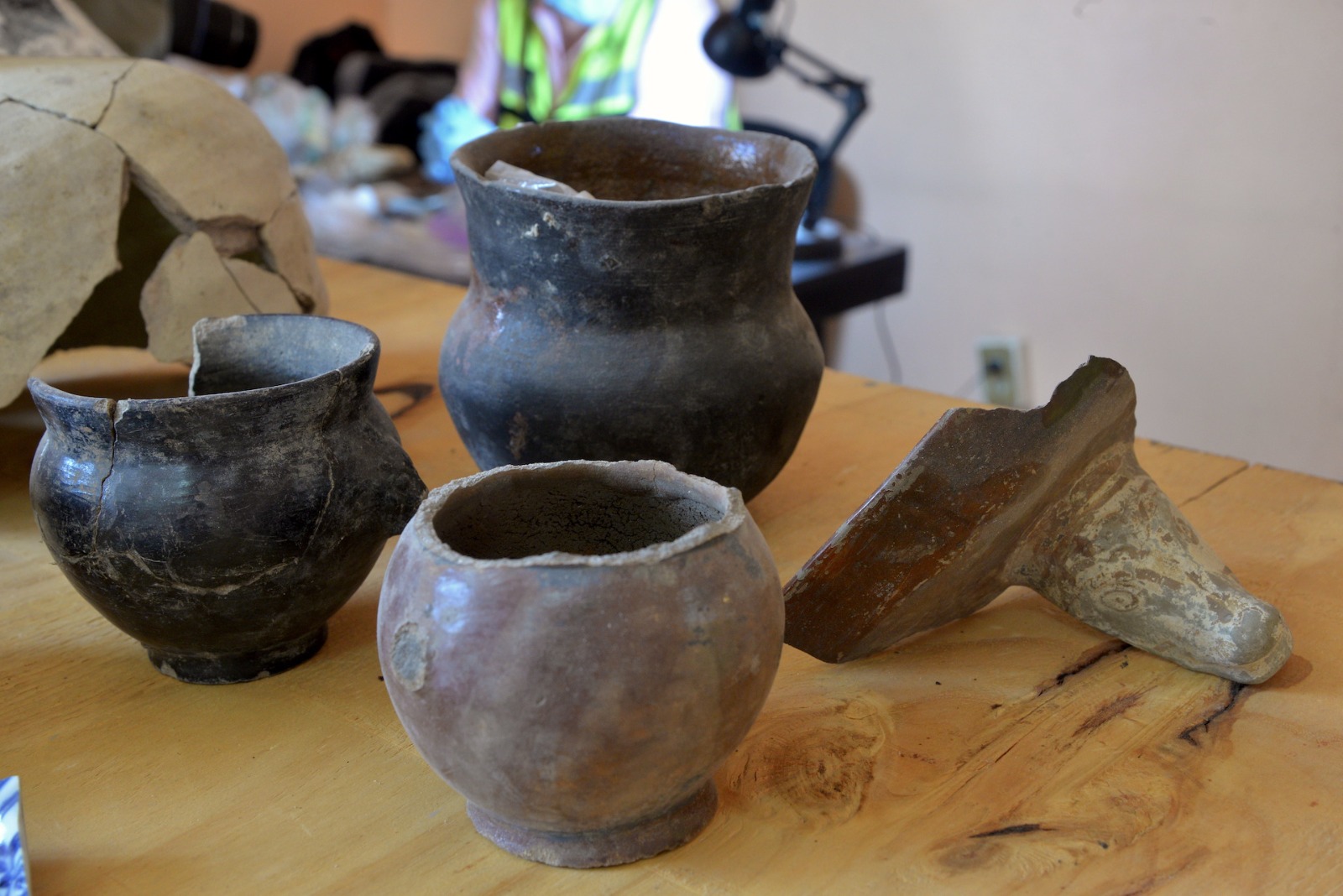 Salvamento arqueológico revela el pasado prehispánico y virreinal de la antigua Escuela de Jurisprudencia