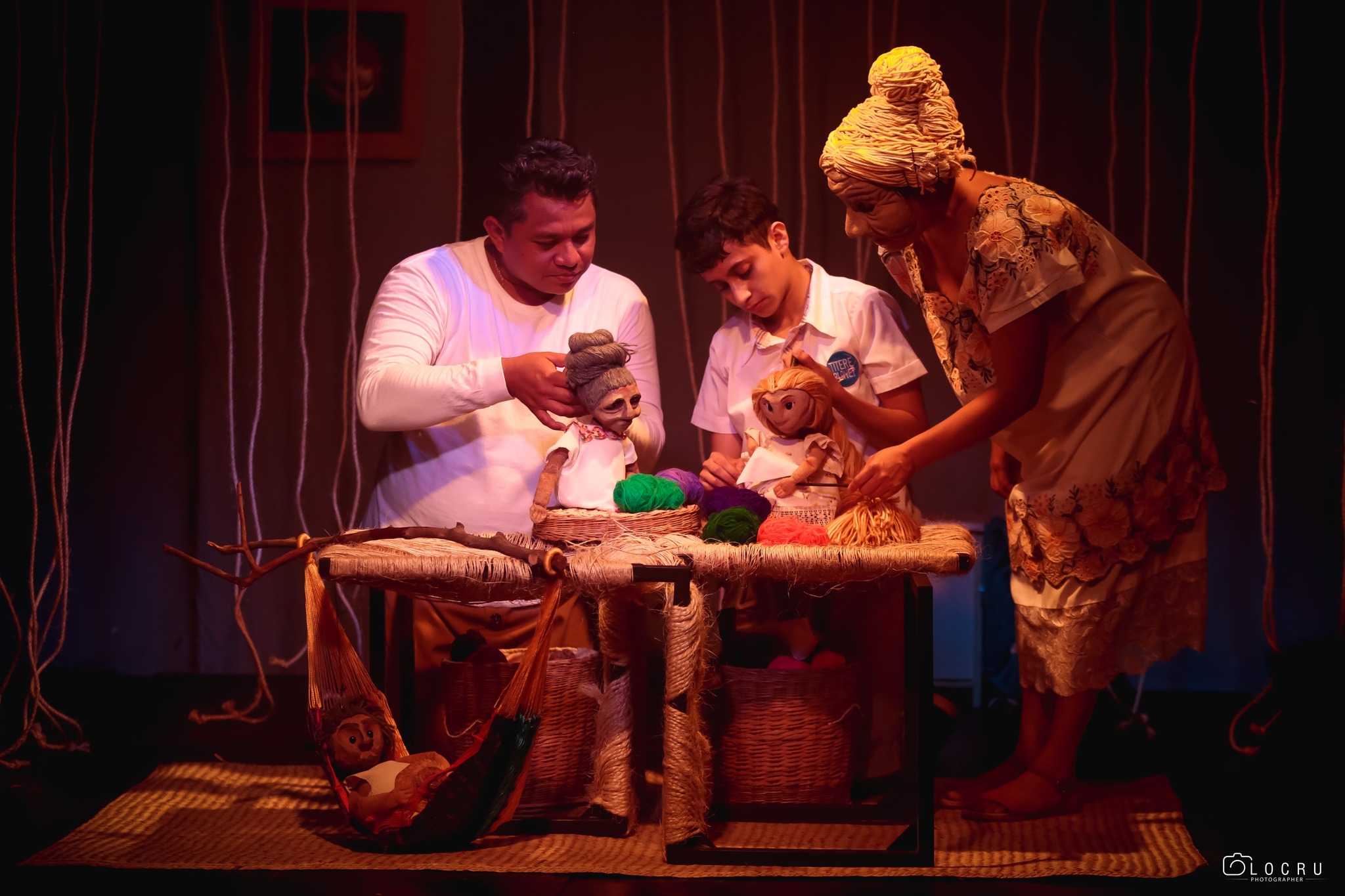 TiterePlanet utiliza la esencia titiritera para exponer con humor diferentes problemáticas sociales