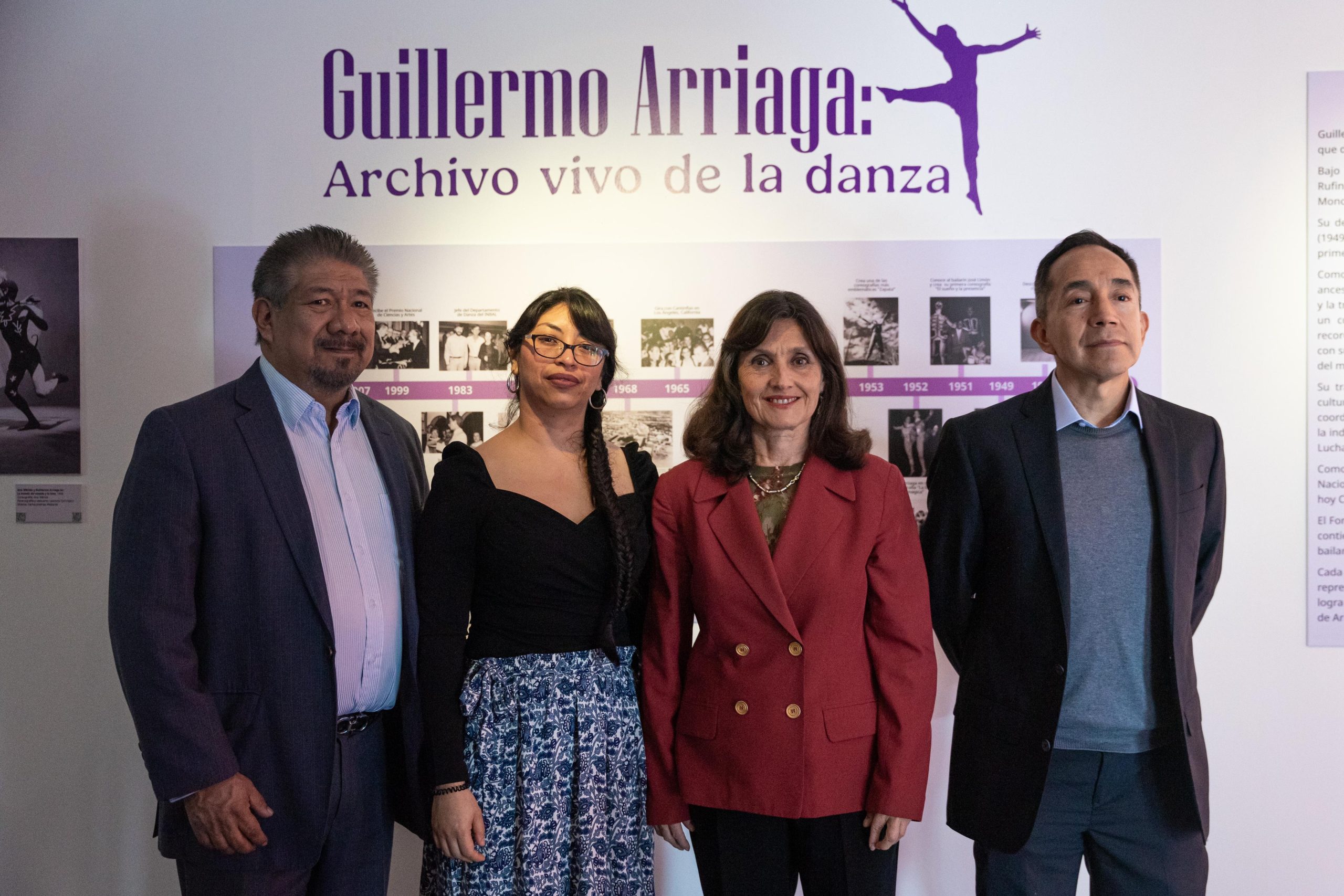 Se realiza un recorrido por su trayectoria como bailarín, coreógrafo, funcionario público y hasta compositor