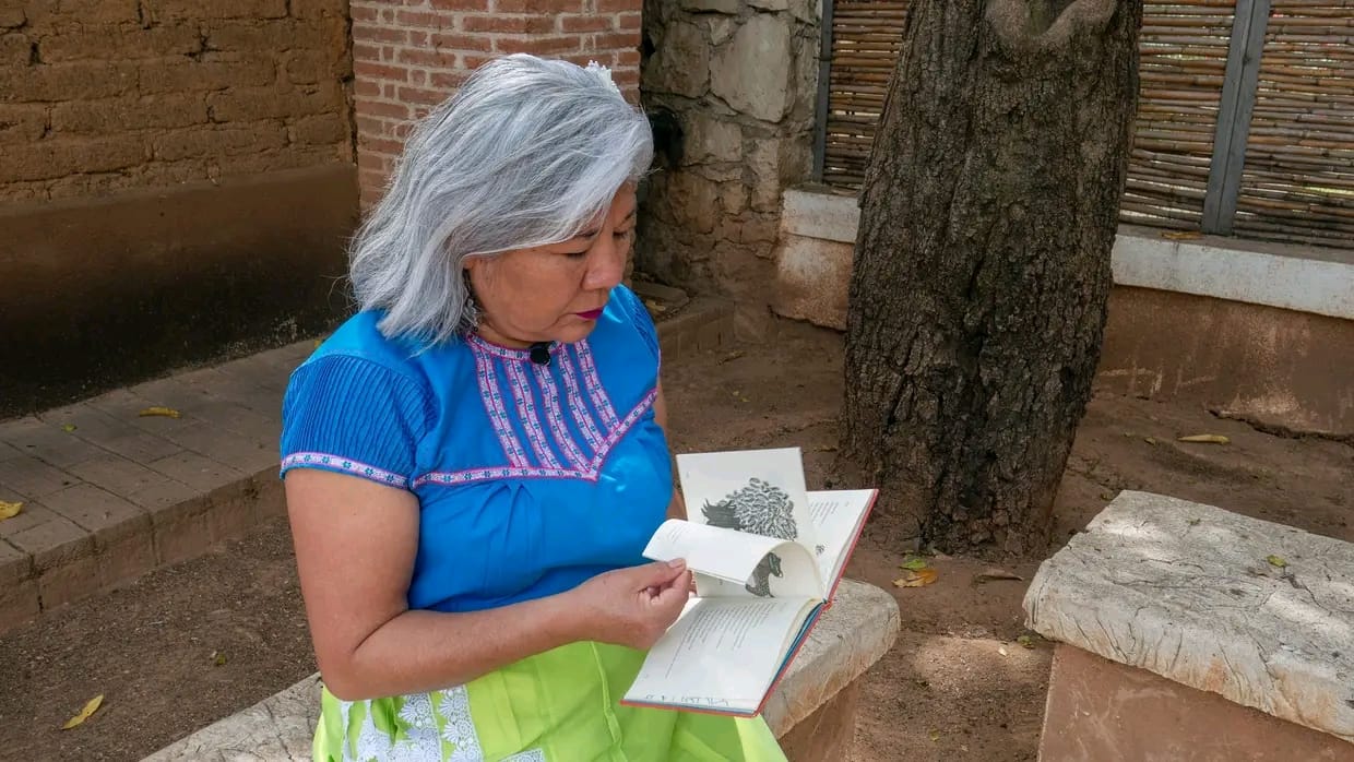 “Escribir en mi lengua es una forma de decir: aquí estamos, aquí seguimos”: Celerina Patricia