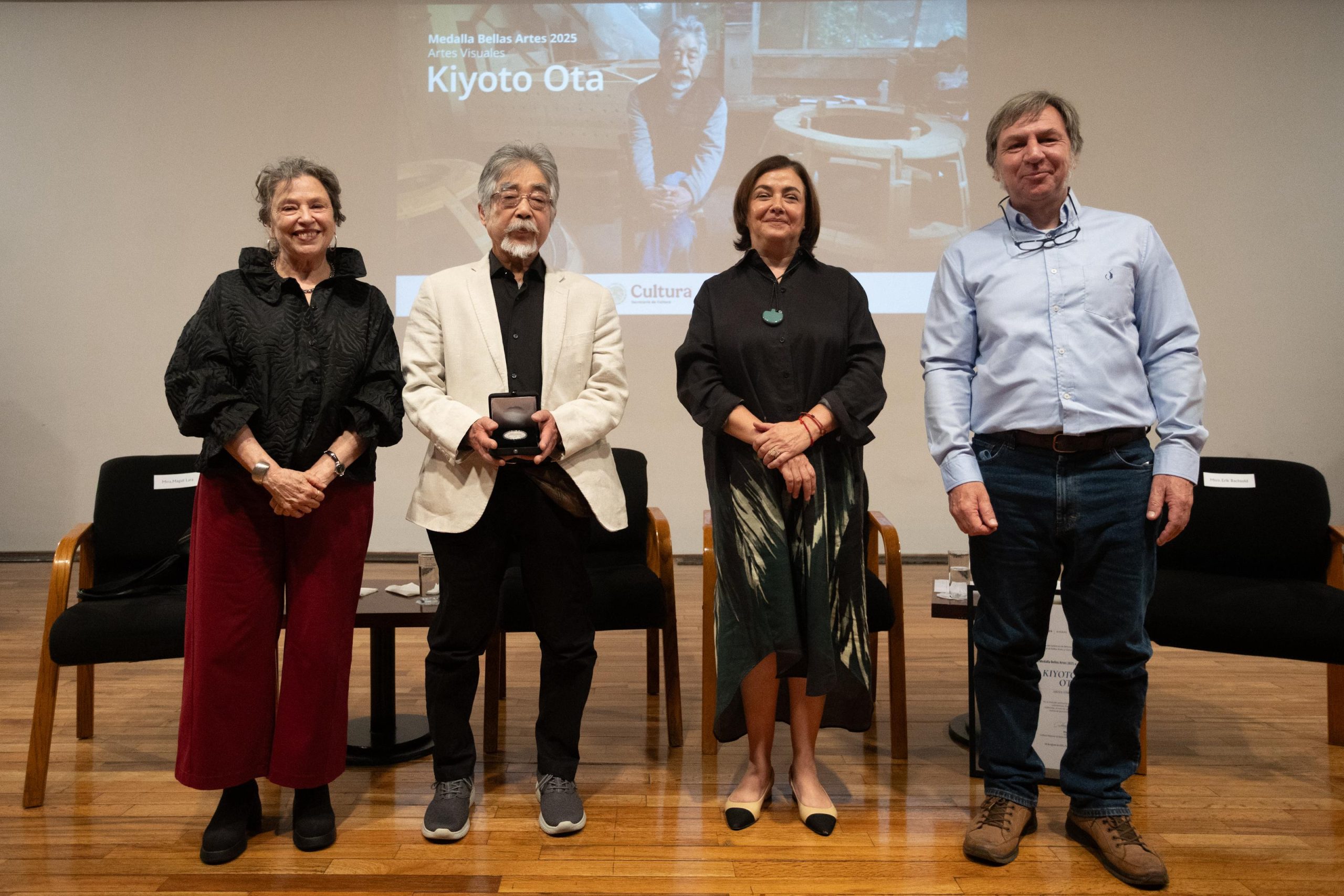 “Hoy celebramos al maestro Kiyoto Ota, cuya obra y enseñanza consolidan su lugar en la historia del arte contemporáneo mexicano”: Alejandra de la Paz
