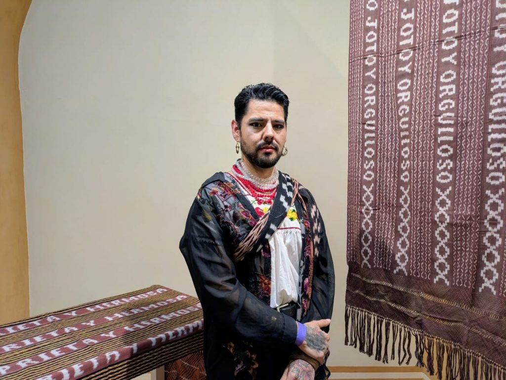 “Existiendo y resistiendo en la ruralidad, rebozos que cobijan disidencias”:  Antonio Ferreira Medina, beneficiario del programa Jóvenes Creadores